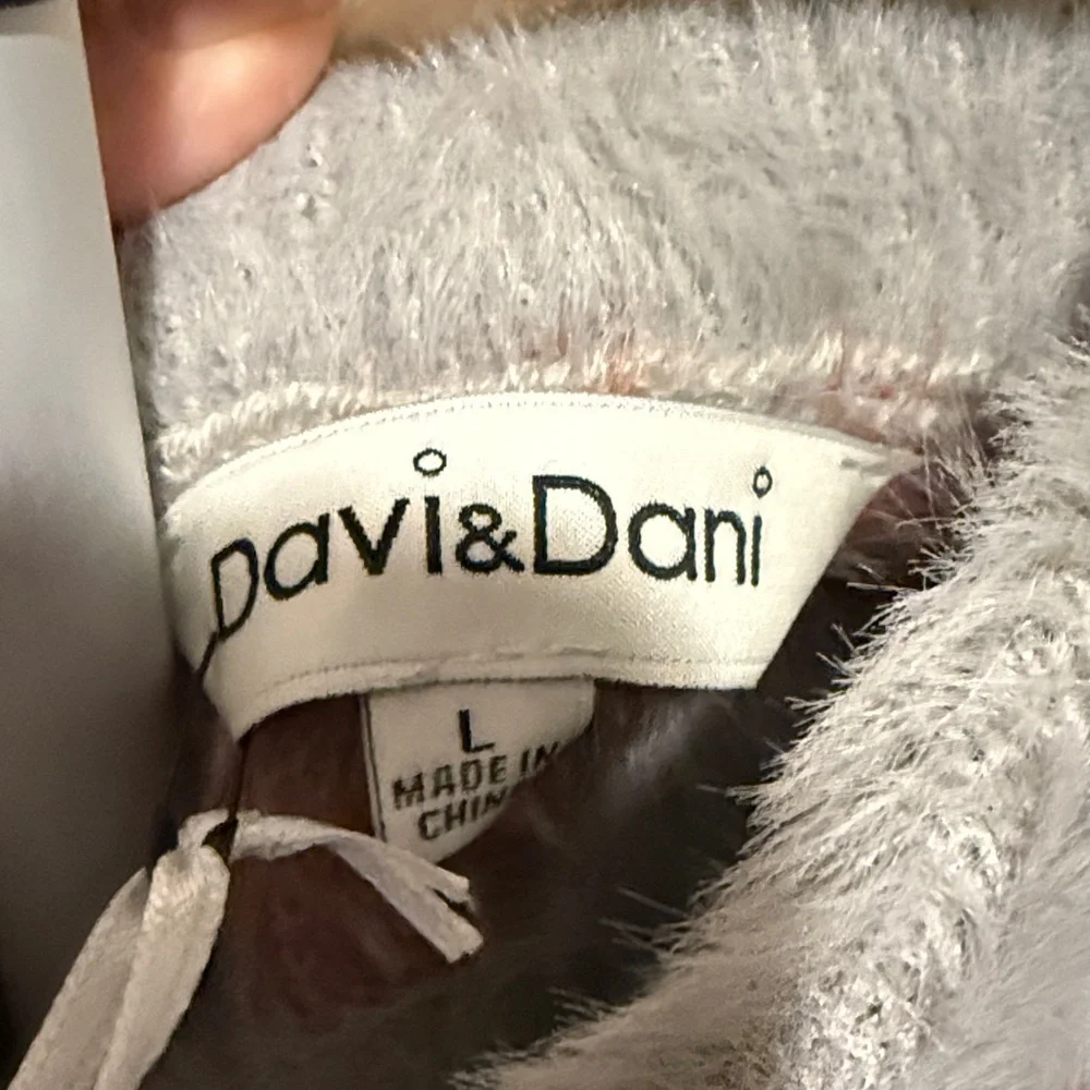 2 pc set rust red & gray houndstooth fuzzy pattern top & skirt by Davi & Dani​ - Picture 3 of 6